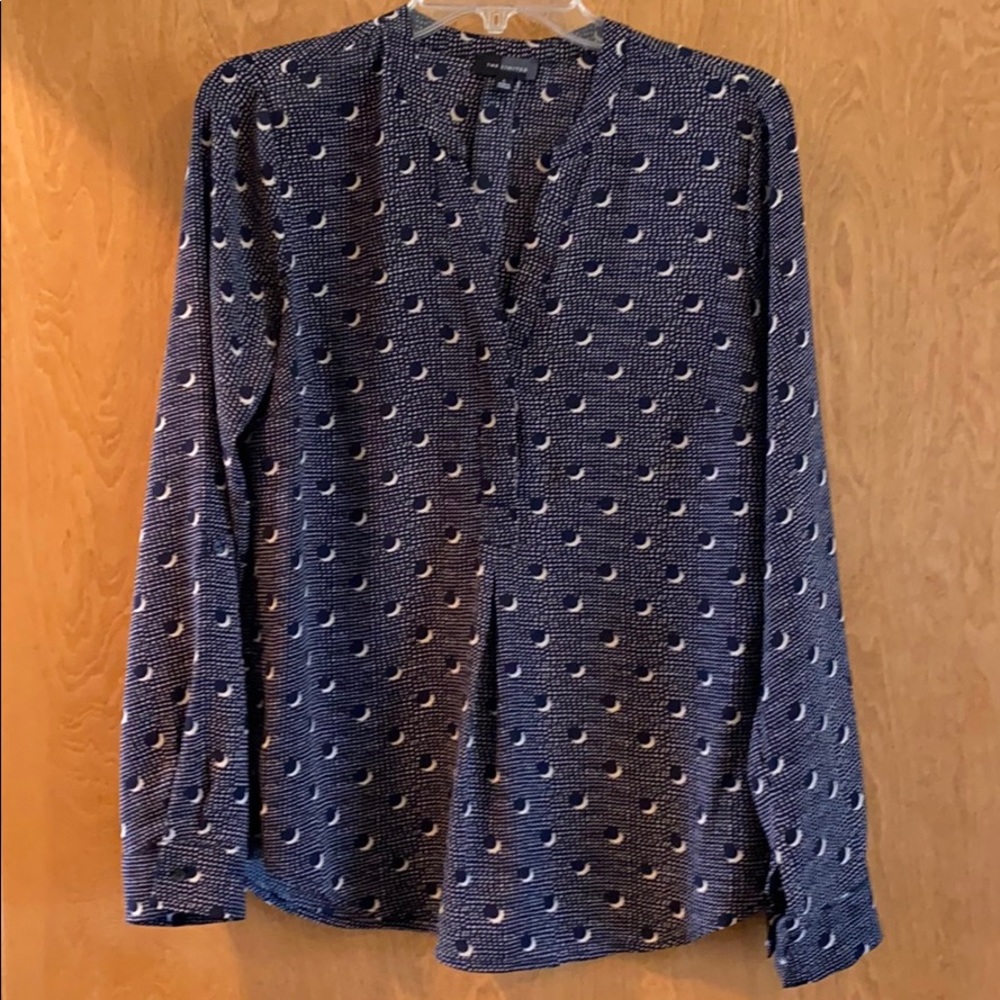 Limited blouse